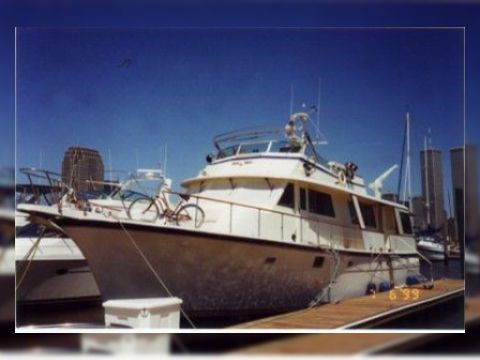 Hatteras Motor Yacht