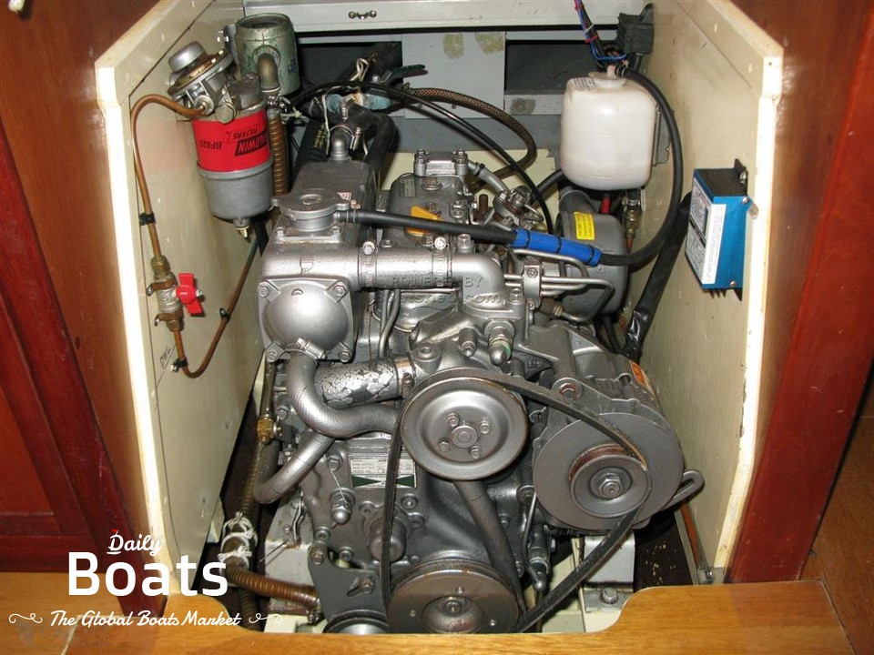 1999 Ebbtide 33 for sale. View price, photos and Buy 1999 Ebbtide 33