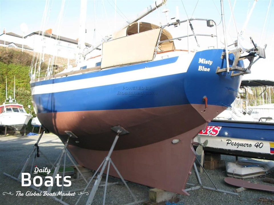 1999 Ebbtide 33 for sale. View price, photos and Buy 1999 Ebbtide 33