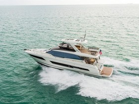 Vegyél 2021 Prestige Yachts 690