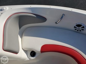 2011 Sea Ray Boats 205 Sport