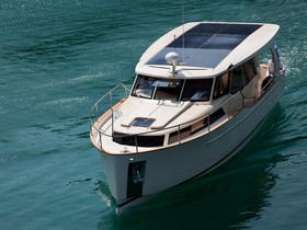 2021 Greenline 33 for sale