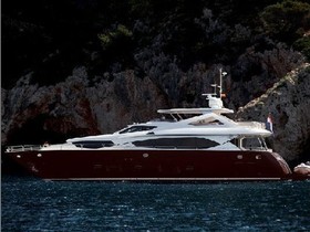 2010 Sunseeker 30 Metre Yacht на продаж