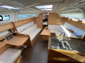 Koupit 2017 Bavaria Yachts 37 Cruiser