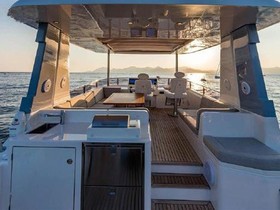 Buy 2016 Outer Reef 620 Trident