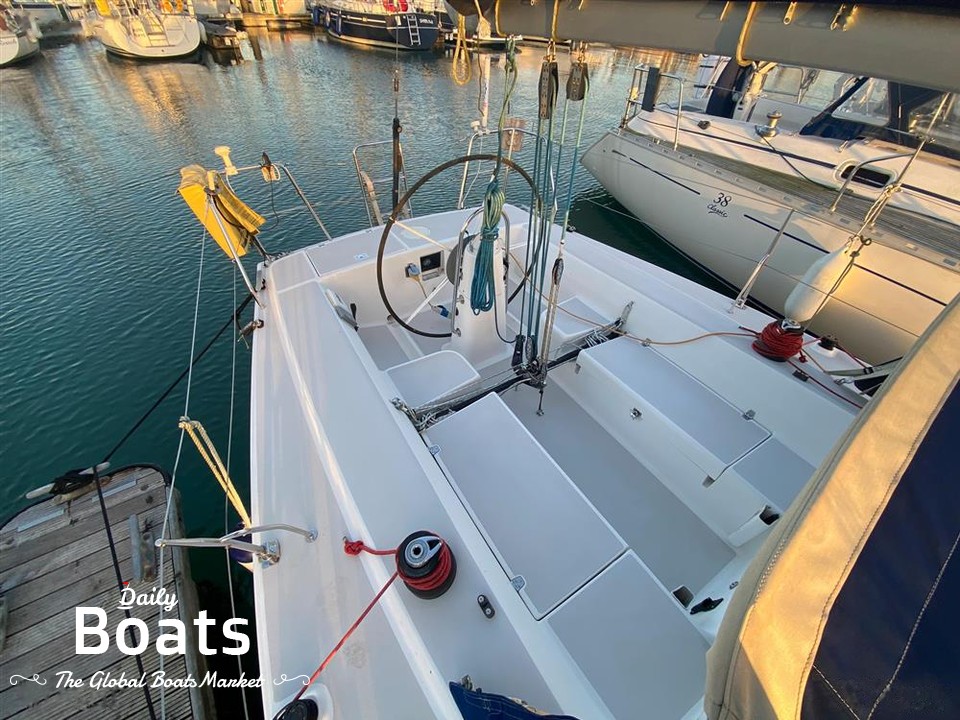 2002 J Boats J105 for sale. View price, photos and Buy 2002 J Boats ...