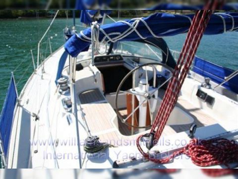 1987 Moody 376 for sale