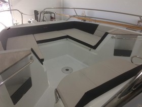 2018 Bénéteau Boats Flyer 8.8 Spacedeck на продажу