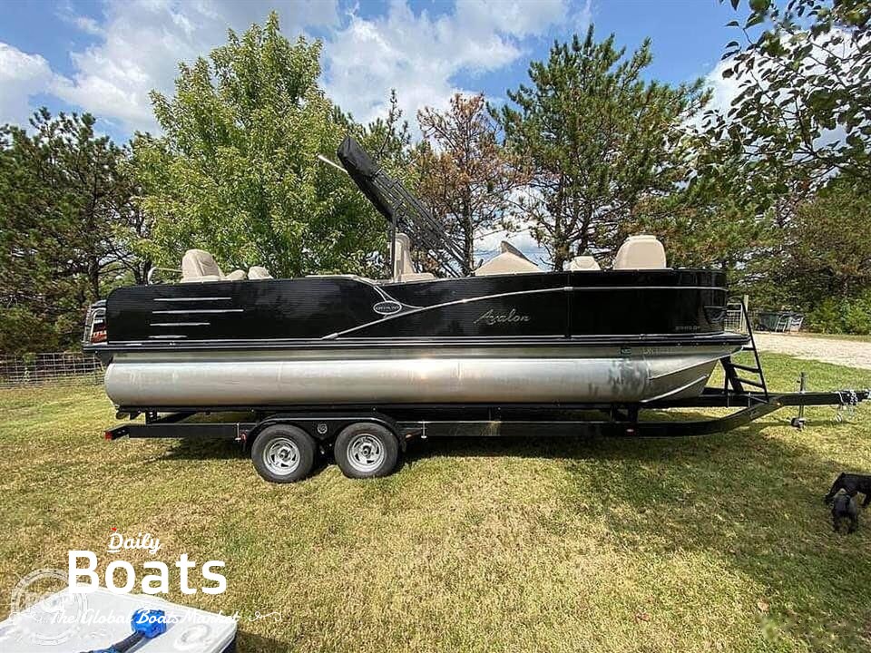 2020 Avalon Pontoon Boats 2385 Qf for sale. View price, photos and Buy