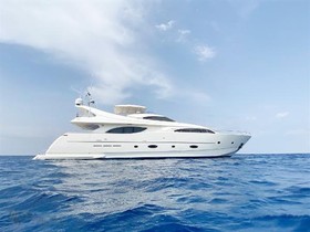 Ferretti Yachts Custom Line 94