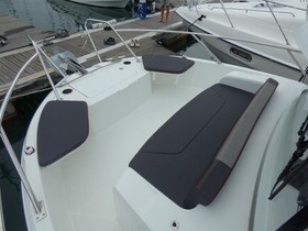 2018 Bénéteau Boats Barracuda 9