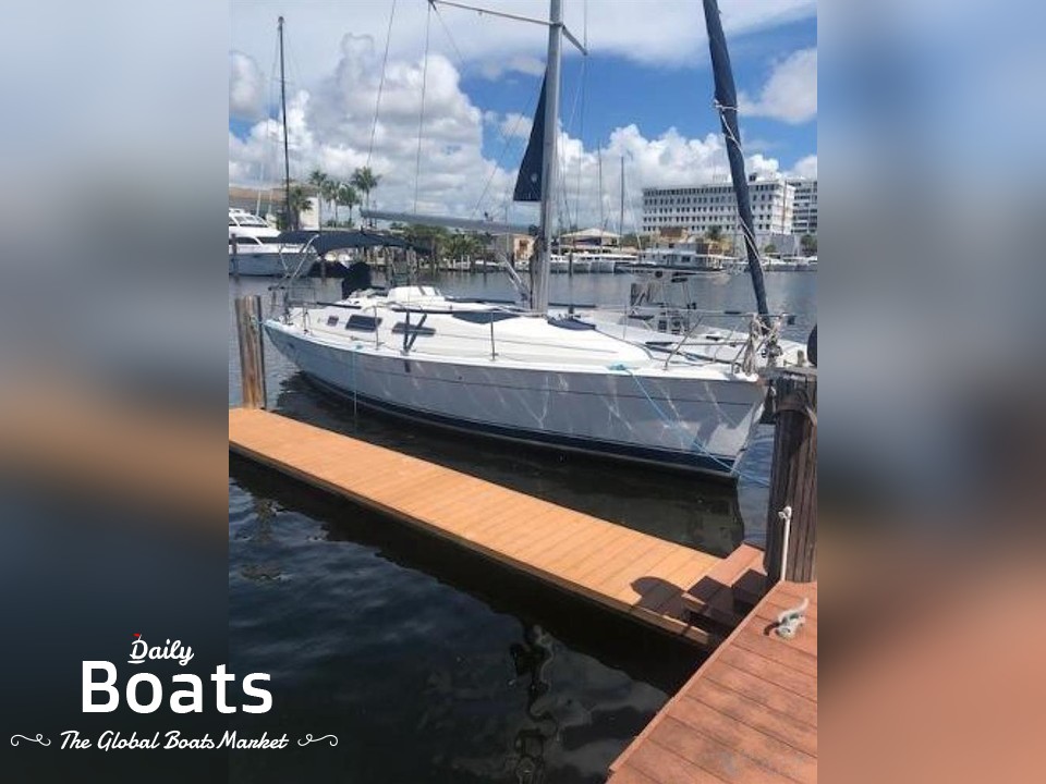 2009 Hunter 33
