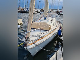 Купити 1980 Bénéteau Boats First 25