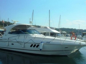 Cruisers Yachts 460 Express