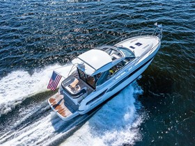 Buy 2017 Bavaria Yachts 400 Sport