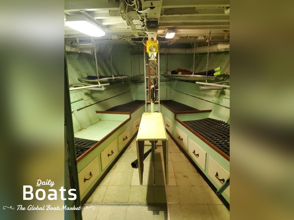 1979 Peterson Builders, Sturgeon Bay, WI Builders. Bay. Us Navy Yard