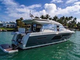 2020 Prestige Yachts 520 на продаж