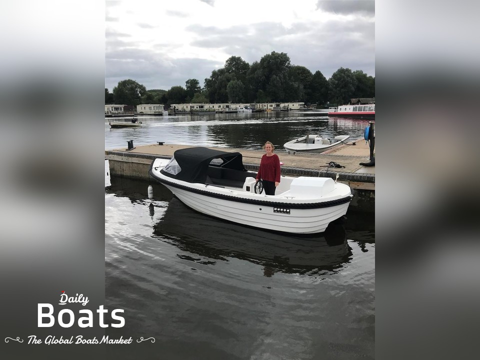 2018 Admiral Yachts 561 Xl for sale. View price, photos and Buy 2018