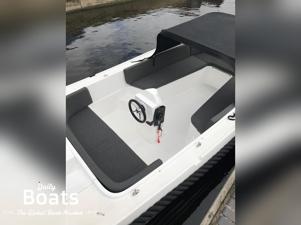 2018 Admiral Yachts 561 Xl for sale. View price, photos and Buy 2018