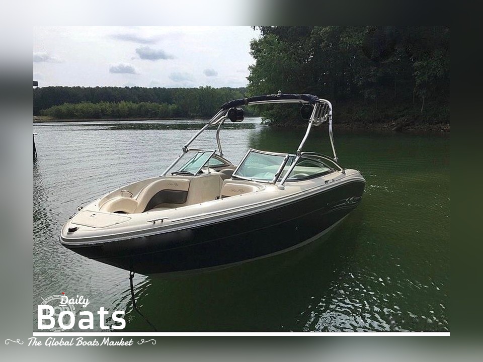 2005 Sea Ray Boats 220 Select for sale. View price, photos and Buy 2005