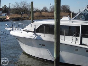 1988 Chris-Craft 381 Catalina