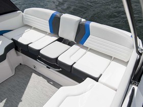 2018 Regal Boats 2300 Rx на продаж