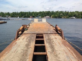Kjøpe 1990 Commercial Boats 60' X 16' X 6' Steel Deck Barge With Ramps. Spud Wells And Spuds