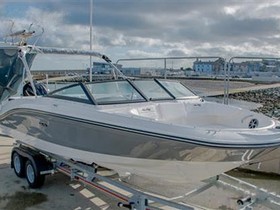 2019 Sea Ray Boats 210 Spx