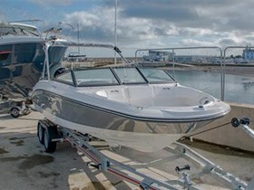 Купити 2019 Sea Ray Boats 210 Spx
