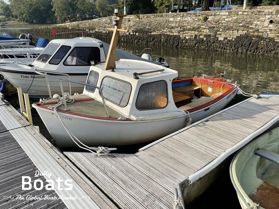 1988 Plymouth Pilot 16 for sale. View price, photos and Buy 1988