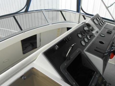 1994 Carver 390 Cockpit Motor Yacht te koop