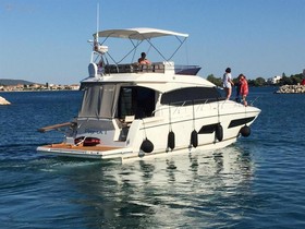 2015 Prestige Yachts 420 in vendita