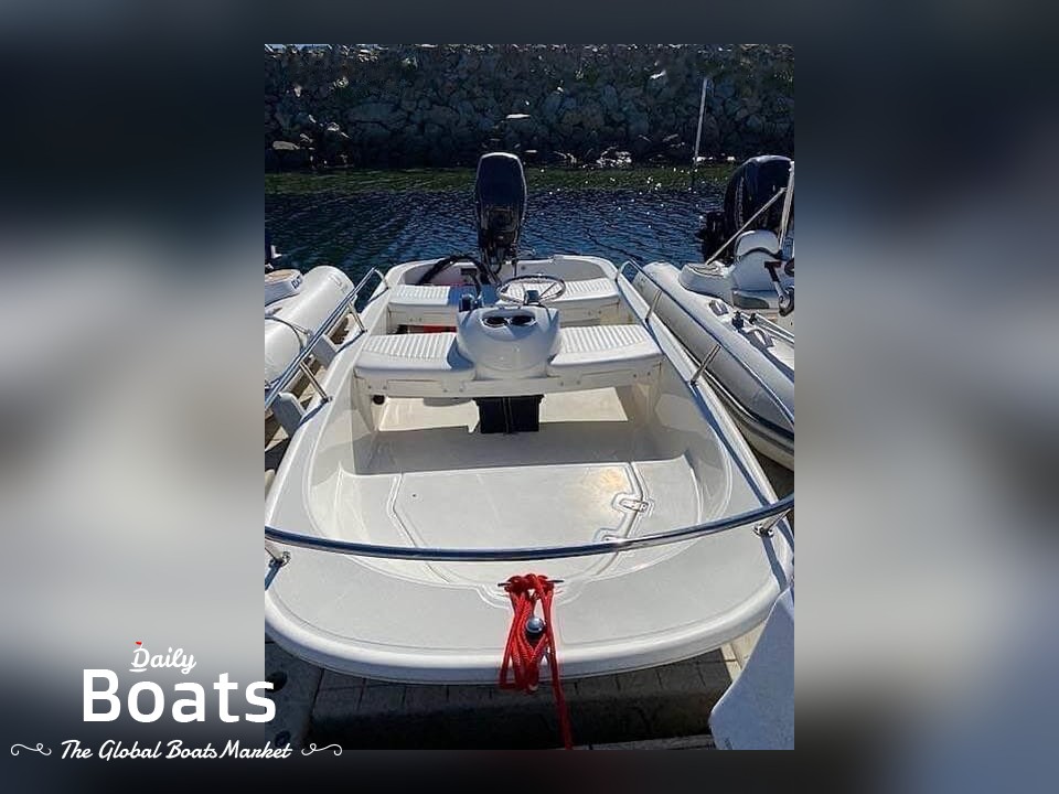 2018 Boston Whaler Boats 110 Sport for sale. View price, photos and Buy