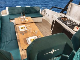 Buy 2022 Bavaria Yachts Vida 33 Hard Top