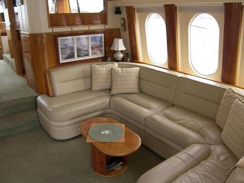 2001 Viking 68