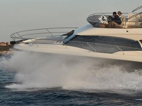 Купити 2021 Prestige Yachts 420