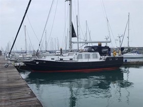 Bruce Roberts Yachts 48