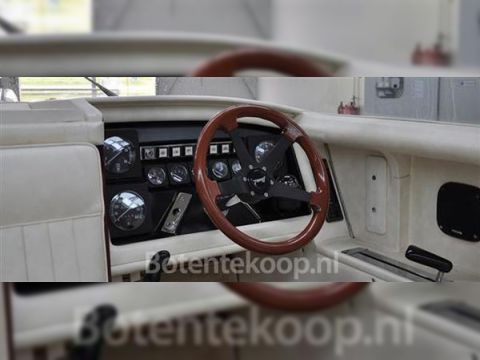 1990 Boesch 680 for sale