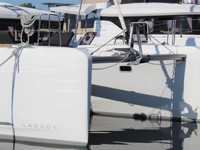 2020 Lagoon Catamarans 400