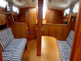 2001 Najad Yachts 332