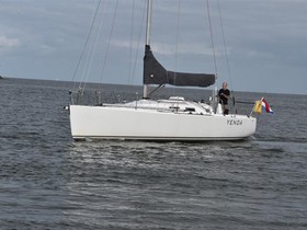 Купити 2004 J Boats J109