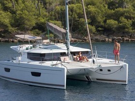 Fountaine Pajot Helia 44