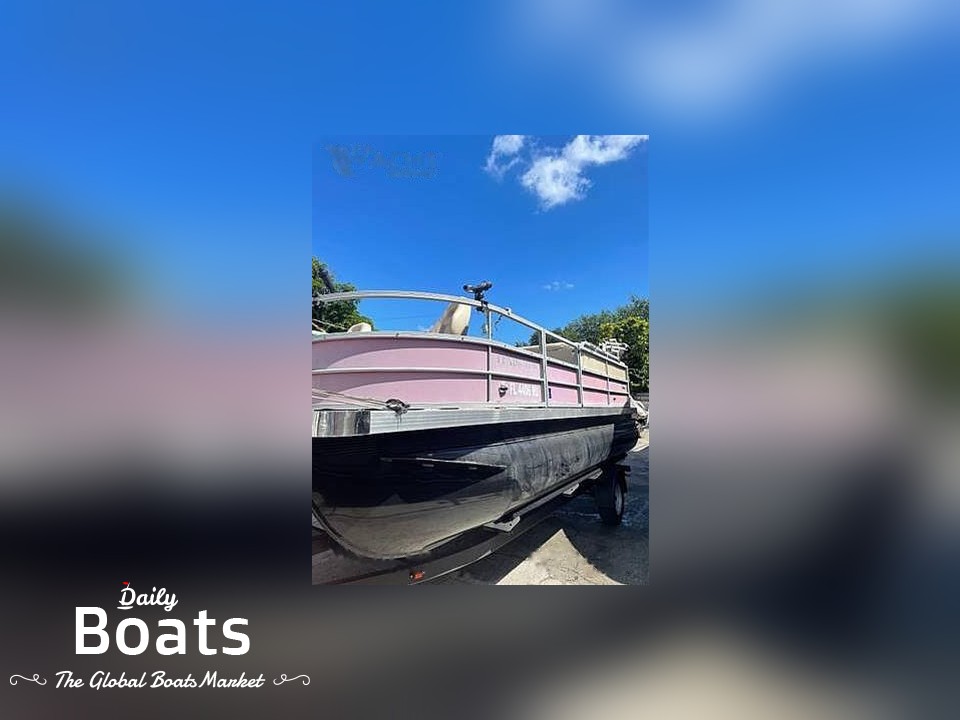 2019 Lexington Pontoon Boats 319 for sale. View price, photos and Buy