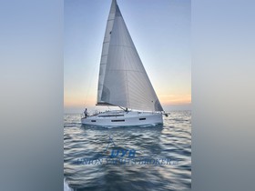 2022 Jeanneau Sun Odyssey 410 на продаж