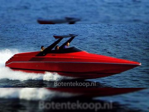Riva 32 Ferrari Special
