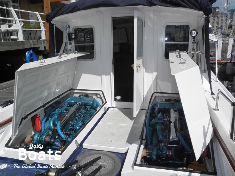 1988 Lochin 33 Sports Fisherman for sale. View price, photos and Buy ...