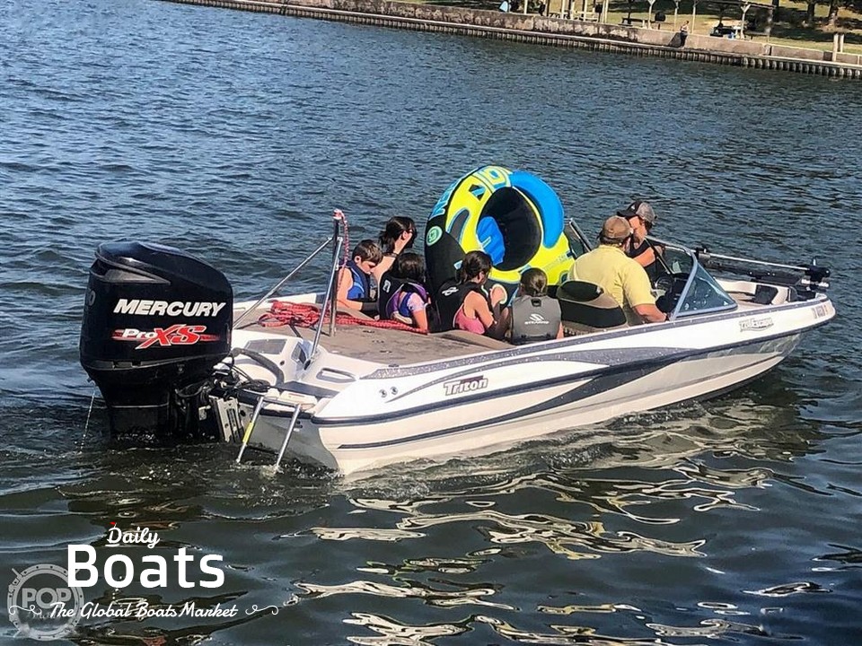 2013 Triton Boats 220 for sale. View price, photos and Buy 2013 Triton Boats 220 200226