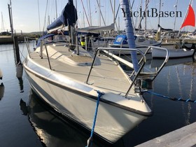 Maxi Yachts 84