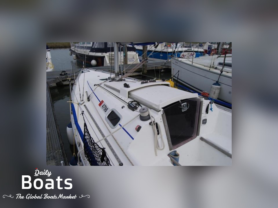 1994 Bénéteau Boats First Class 8 for sale. View price, photos and Buy