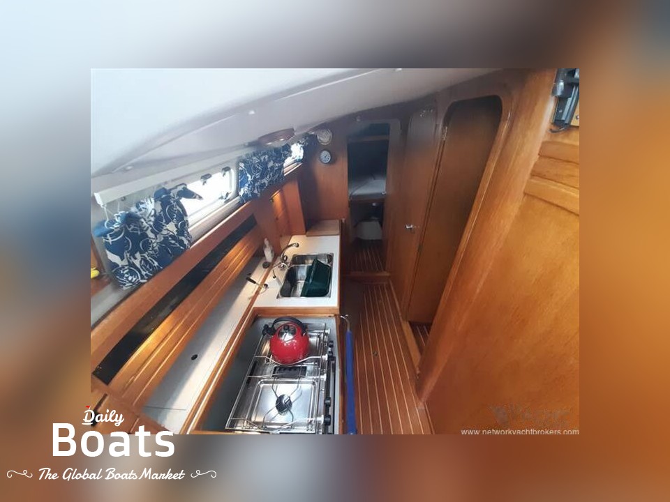 1994 Vancouver 34 Pilot House for sale. View price, photos and Buy 1994